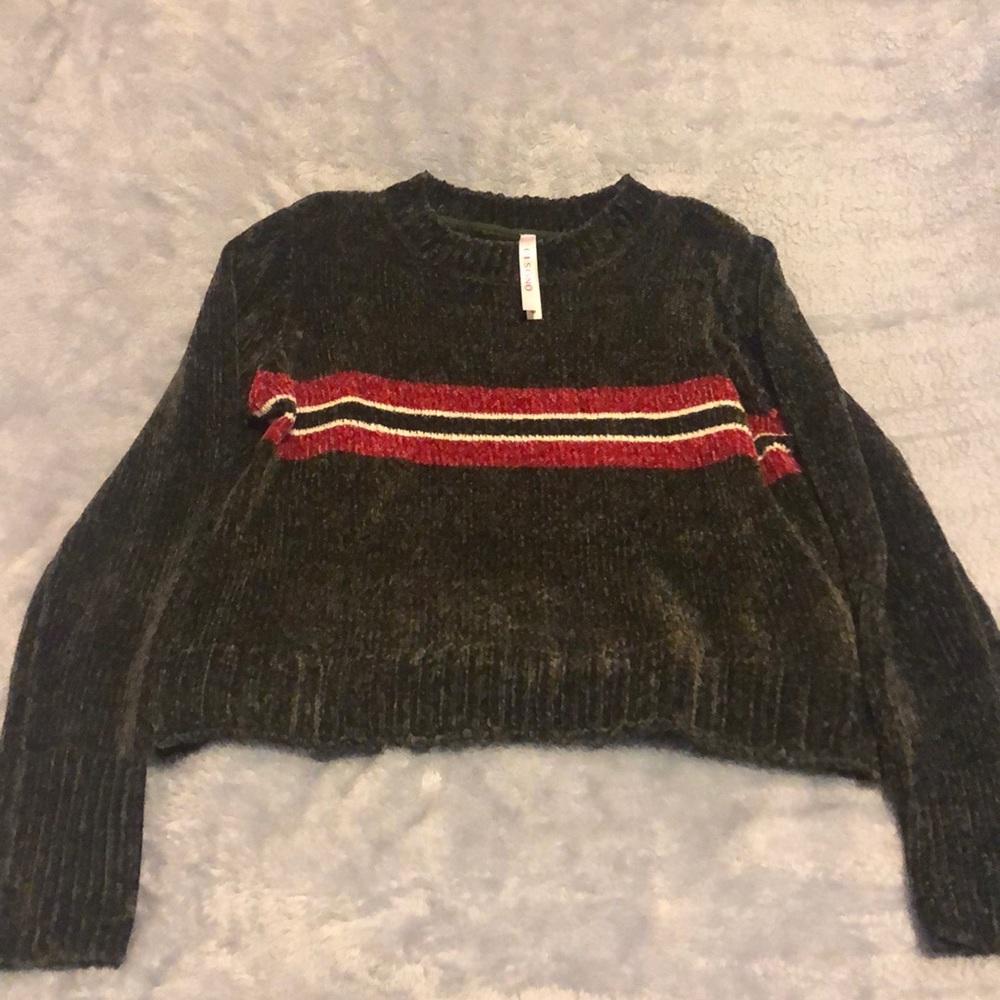 Medium green sweater